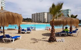 Laguna Bahía, Algarrobo